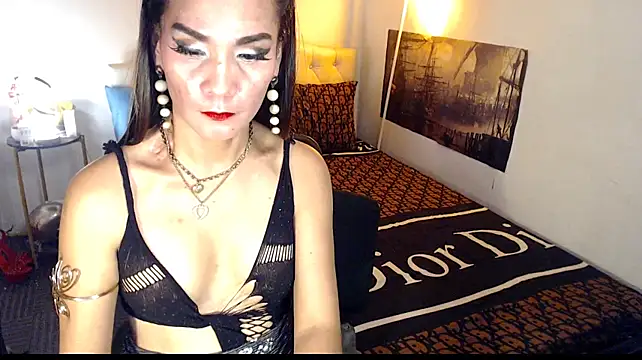 NinaDOM4CUM webcam