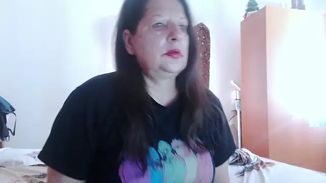 ExtasyMature live cam on StripChat