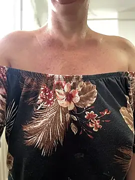 sweetmystery1 webcam