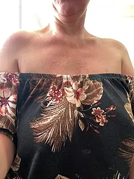 sweetmystery1 webcam