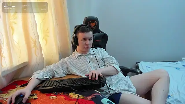 iliaskrislove live cam on StripChat