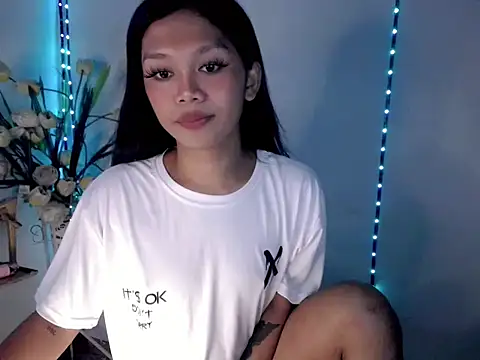 Darkness_Angel live cam on StripChat