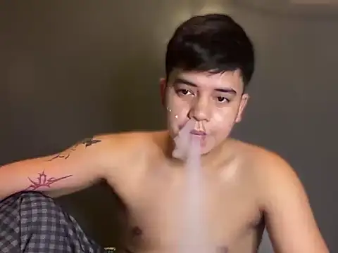 YourCutieBoy_Bigcum14