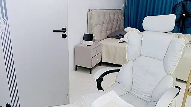 HJ-888 live cam on StripChat