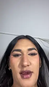 nikitadragunxxx (T young) - MAKE ME HARD AND HIGH TOO