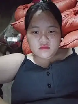 Joy-yy live cam on StripChat