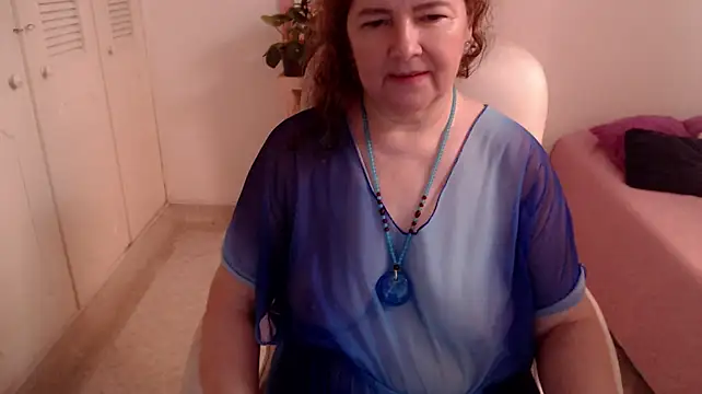 leonela_69 webcam