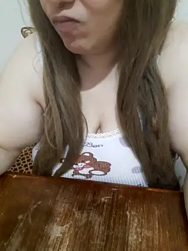 Madam_bezzzoul webcam