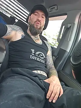 Beardedtattood webcam