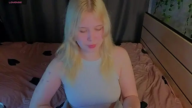 unburnedgirl webcam