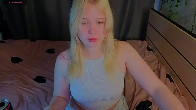 unburnedgirl webcam