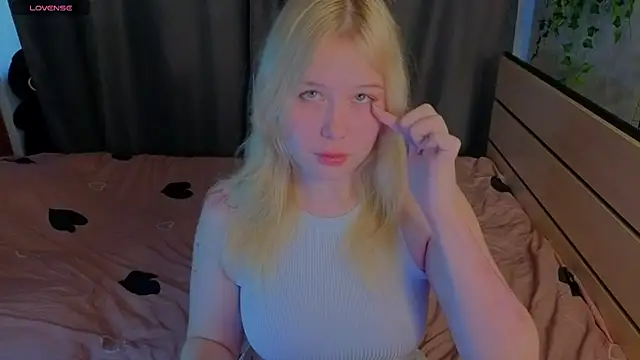 unburnedgirl webcam