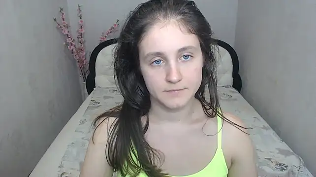 Holliy_Cooper webcam