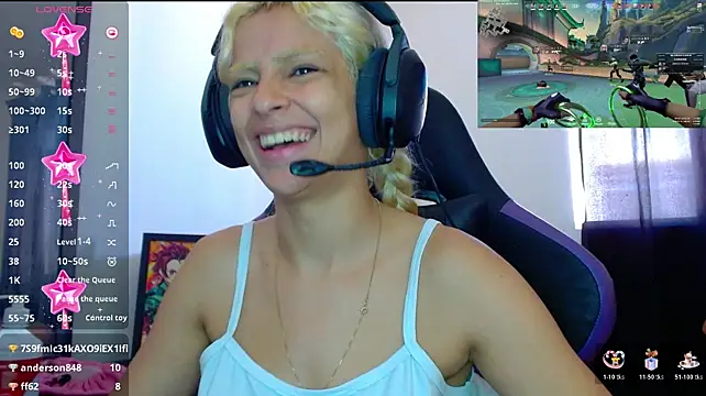 blondegamerr webcam