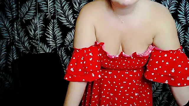 Olivia_playful webcam