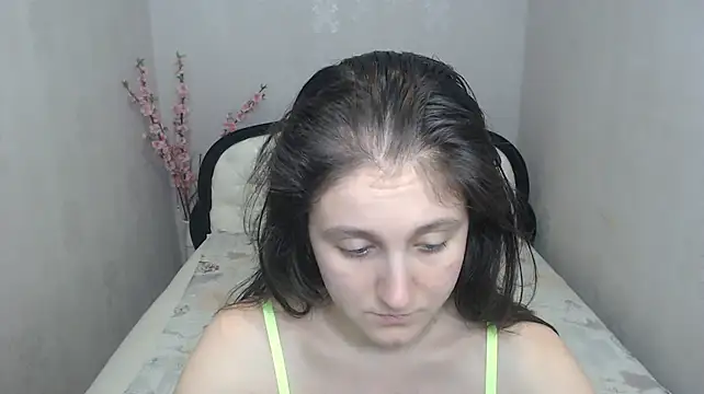 Holliy_Cooper webcam