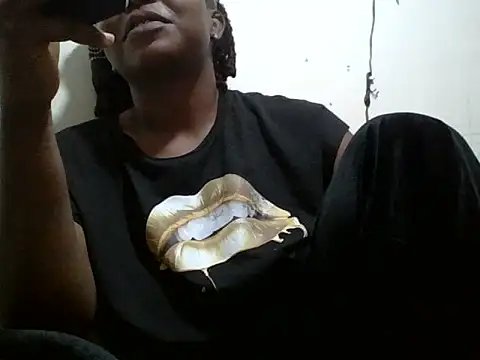yummyychocolate_ webcam