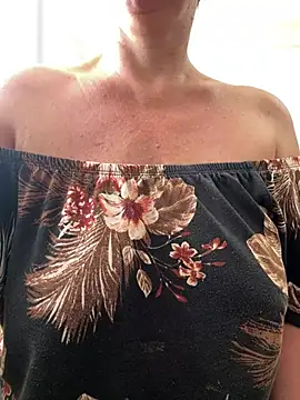 sweetmystery1 webcam