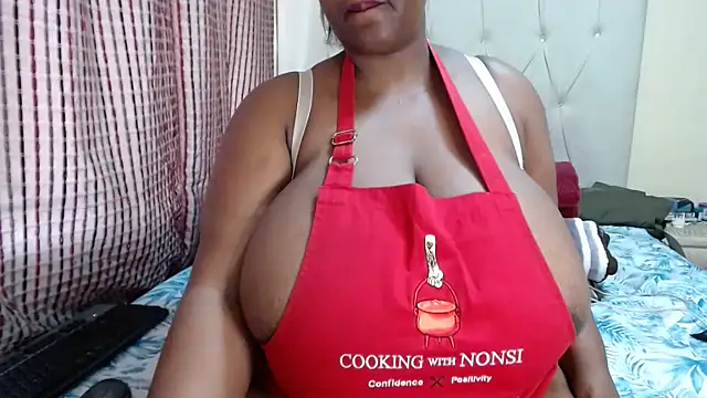 CHOCOLATEDARKBUSTYX live sex cam