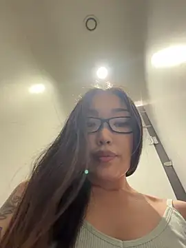 trytomakememoam webcam