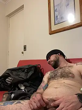 pose14