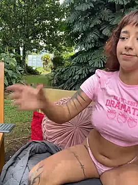 AliceMrtnz webcam