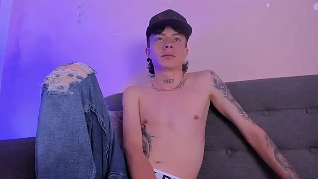 Nascary_Fox webcam