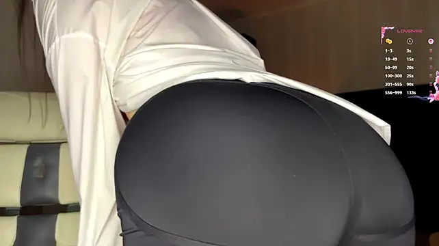 LorinaSpero webcam
