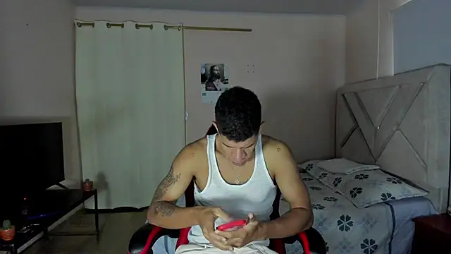 Toptony22 webcam