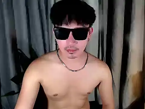 Asian_bigboy webcam