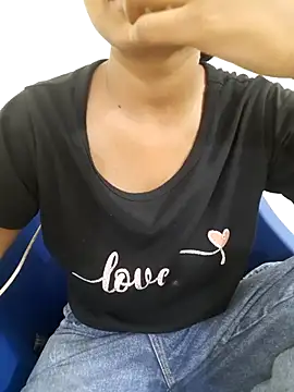 Navya6879 webcam