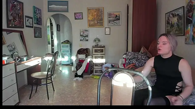 milliKira006 webcam