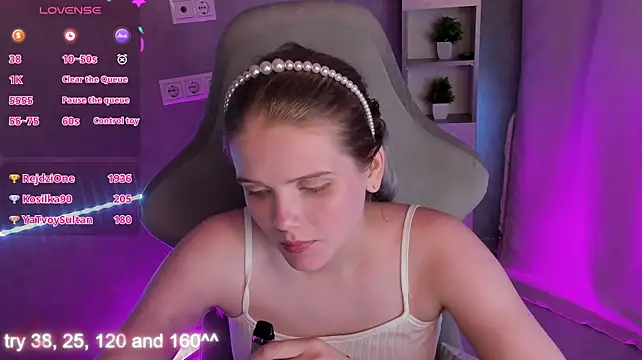 Alisa_Allison webcam