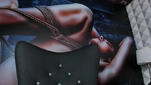 miss_danika webcam