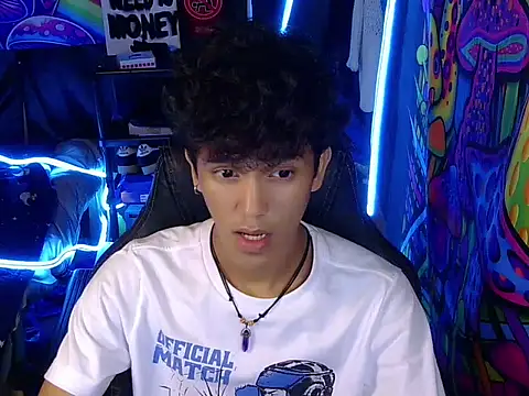 hugekenbigcock webcam