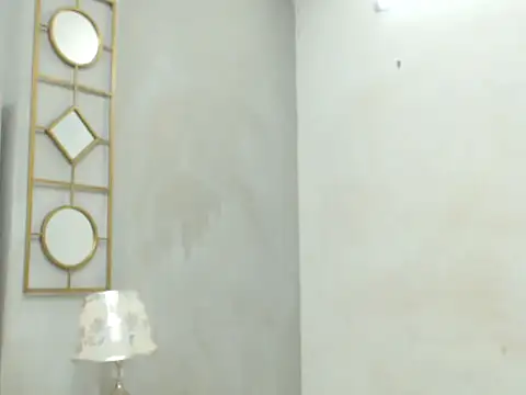 DaniStuart webcam