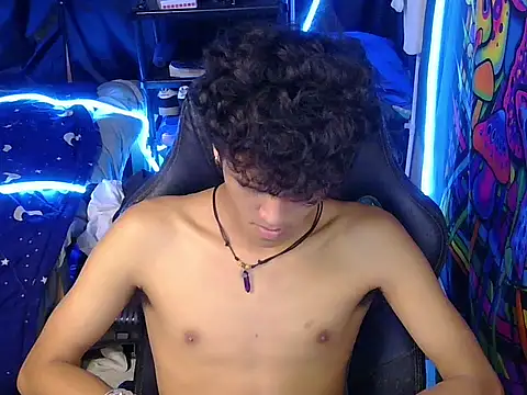 hugekenbigcock webcam