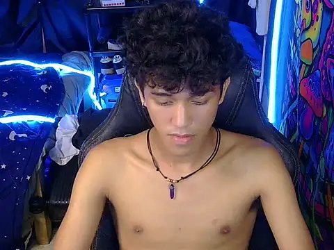 hugekenbigcock webcam