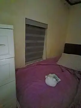 Jun-Mzzz live cam on StripChat