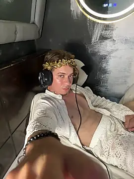 AngelLatinBoy live cam on StripChat