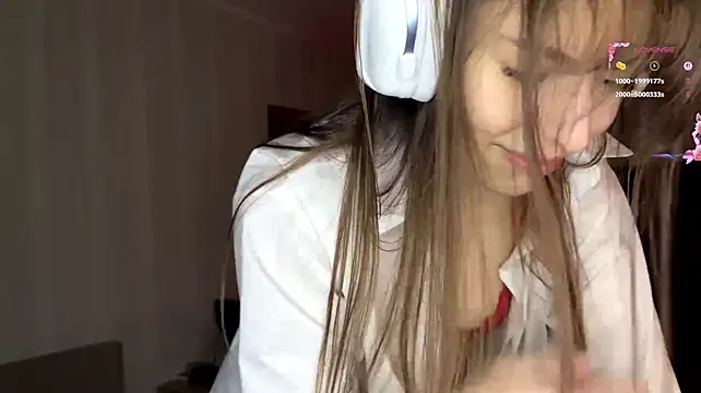 LorinaSpero webcam