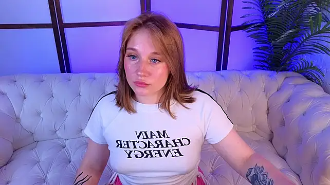AliceTrenton webcam