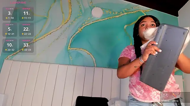Alexxa_Morel webcam