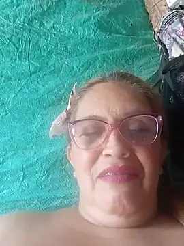 MOTHER_AND_SON09