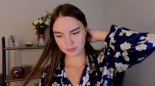 Nicole_Keller webcam
