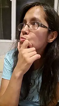 rposhta1991 live cam on StripChat