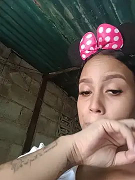 Tu-Diablita_Caliente webcam
