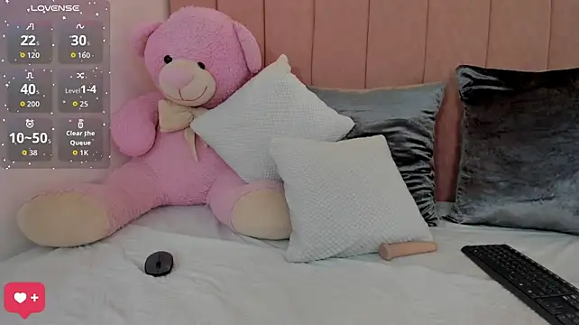 shamara_thomson live cam on StripChat