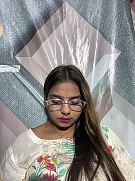 Aayra_Joshi webcam