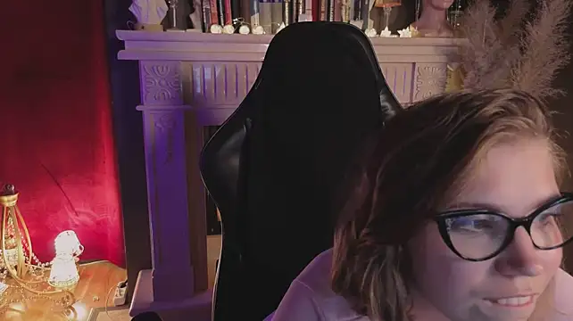 NellyOrion webcam